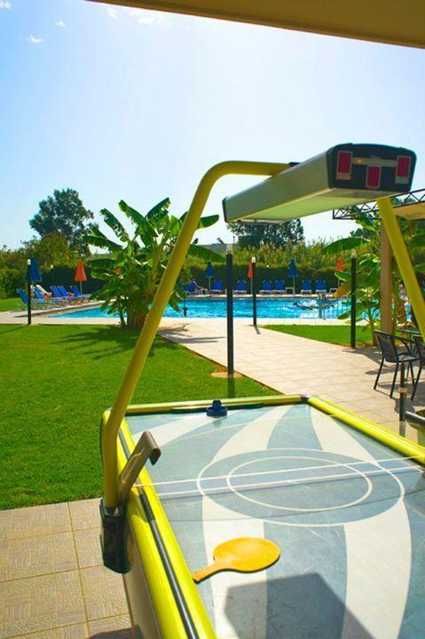 Alfa Hotel Apartments Gerani  Bagian luar foto