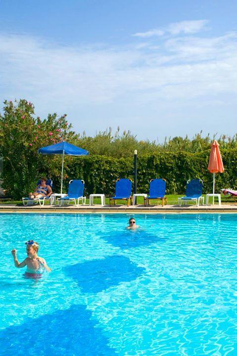 Alfa Hotel Apartments Gerani  Bagian luar foto