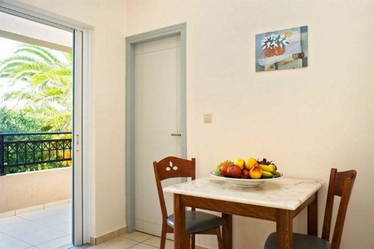 Alfa Hotel Apartments Gerani  Bagian luar foto